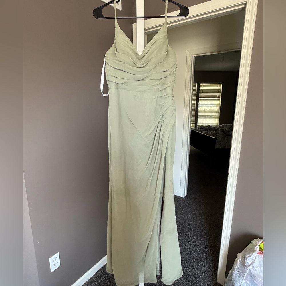 Azazie Deandra Dress - Picture 2 of 6